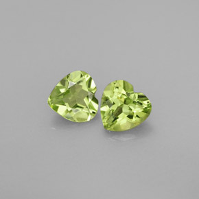 Peridoto naturale verde da  ct, a forma di cuore, VVS-VS