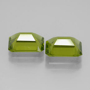 Peridoto naturale verde da  ct, taglio smeraldo, VVS-VS