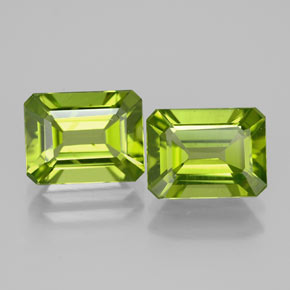 Peridoto naturale verde da  ct, taglio smeraldo, VVS-VS
