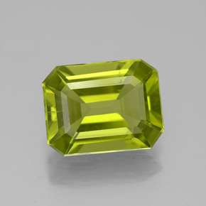 Peridoto naturale verde da 1,92 ct, taglio smeraldo, VS