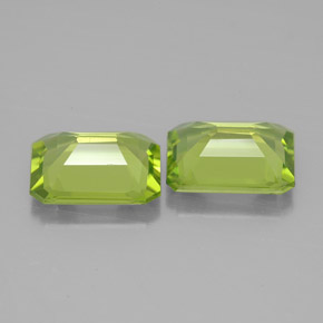 Peridoto naturale verde da  ct, taglio smeraldo, VVS