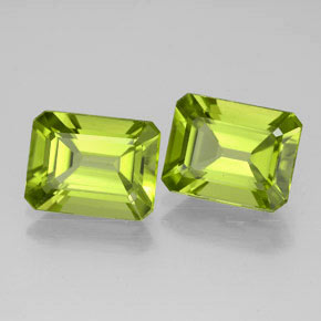 Peridoto naturale verde da  ct, taglio smeraldo, VVS