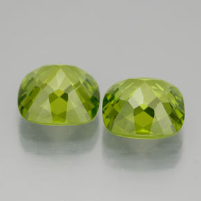 Peridoto naturale verde da  ct, taglio a cuscino, VVS-VS