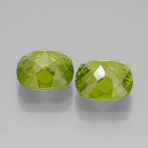 Peridoto naturale verde da  ct, taglio a cuscino, VVS-VS