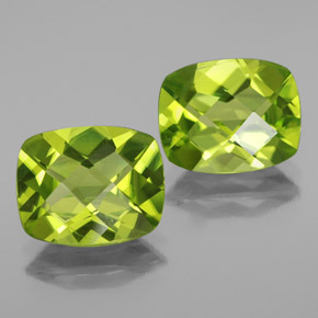 Peridoto naturale verde da  ct, taglio a cuscino, VS-SI