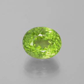 Peridoto Verde medio naturale da 5.68 ct, Taglio ovale, VS