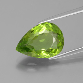 Peridoto Verde acceso naturale da 5.28 ct, Forma a pera, VS