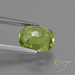 Peridoto Verde medio naturale da 2.22 ct, Cuscino, VS