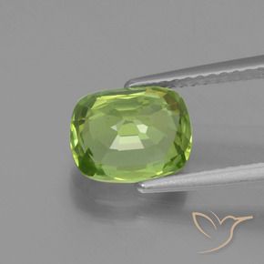 Peridoto Verde medio naturale da 2.13 ct, Cuscino, VS