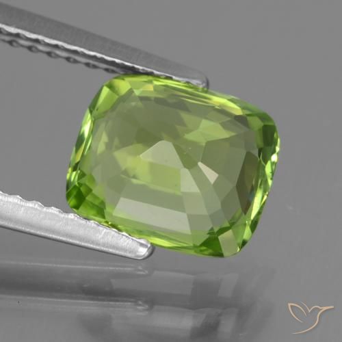 Peridoto Verde acceso naturale da 2.28 ct, Cuscino, VS