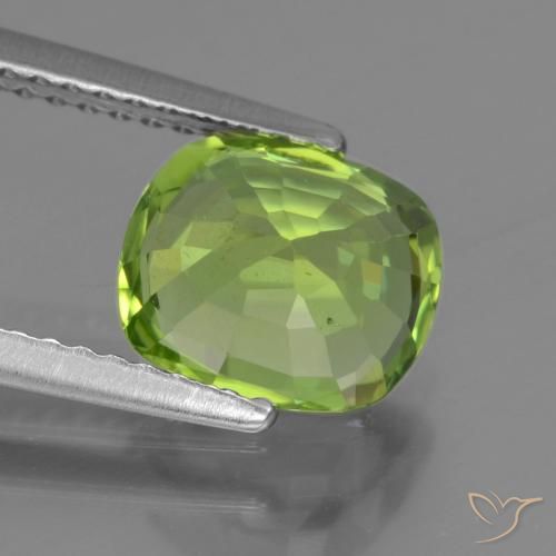 Peridoto Verde acceso naturale da 2.27 ct, Cuscino, VS