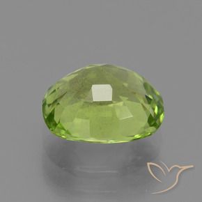 Peridoto Verde medio naturale da 2.42 ct, Cuscino, VS