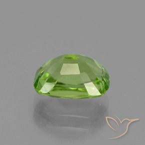Peridoto Verde medio naturale da 2.14 ct, Cuscino, VS