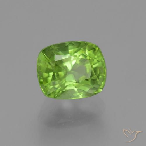 Peridoto Verde acceso naturale da 2.50 ct, Cuscino, VS