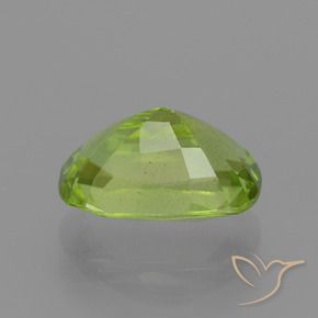 Peridoto Verde medio naturale da 2.51 ct, Cuscino, VS
