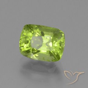 Peridoto Verde acceso naturale da 2.52 ct, Cuscino, VS