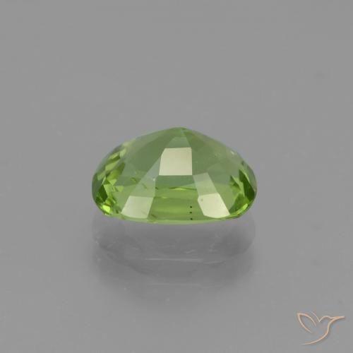 Peridoto Verde medio naturale da 2.47 ct, Cuscino, VS