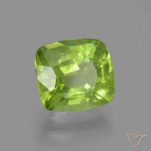Peridoto Verde medio naturale da 2.25 ct, Cuscino, VS