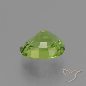Peridoto Verde medio naturale da 2.28 ct, Ovale, VS