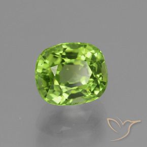 Peridoto Verde acceso naturale da 2.30 ct, Cuscino, VVS-VS