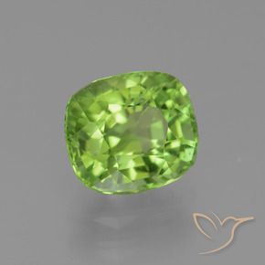 Peridoto Verde medio naturale da 2.32 ct, Cuscino, VS