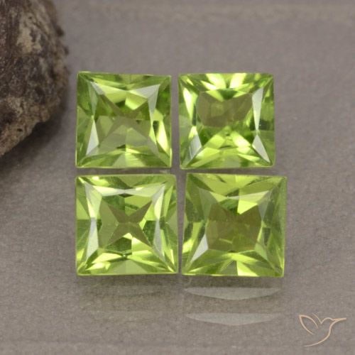 2.81ctw Naturale Verde giallastro vivace Peridoto, Quadrato, VS