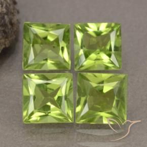 Gemme di Peridoto Verde giallastro vivace naturale da 2.81 ct, Quadrato, VS