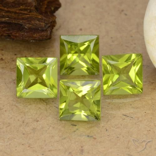 2.72ctw Naturale Verde medio Peridoto, Quadrato, VS