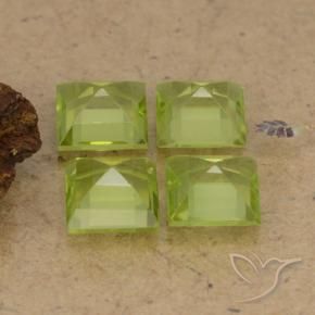 Gemme di Peridoto Verde acceso naturale da 2.60 ct, Quadrato, VS