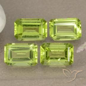 Gemme di Peridoto Verde giallastro vivace naturale da 2.32 ct, Ottagonale / Taglio smeraldo, VVS-VS