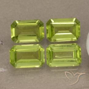 Gemme di Peridoto Verde medio naturale da 2.26 ct, Ottagonale / Taglio smeraldo, VVS-VS