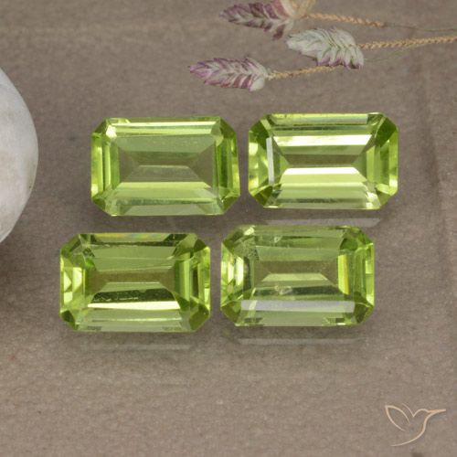 2.02ctw Naturale Verde medio Peridoto, Taglio smeraldo, VVS-VS