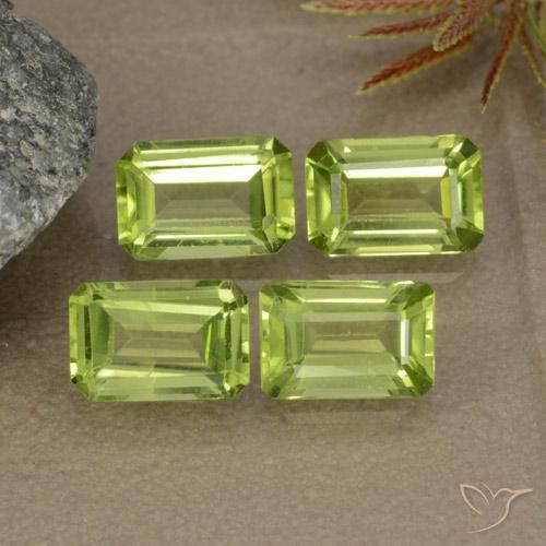 2.56ctw Naturale Verde acceso Peridoto, Taglio smeraldo, VVS-VS