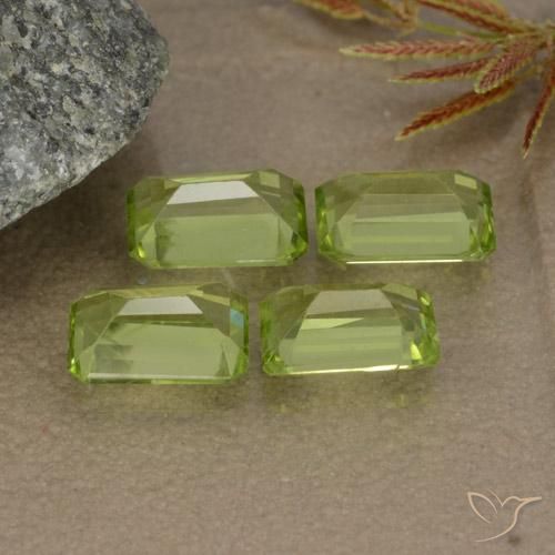 Gemme di Peridoto Verde acceso naturale da 2.56 ct, Ottagonale / Taglio smeraldo, VVS-VS