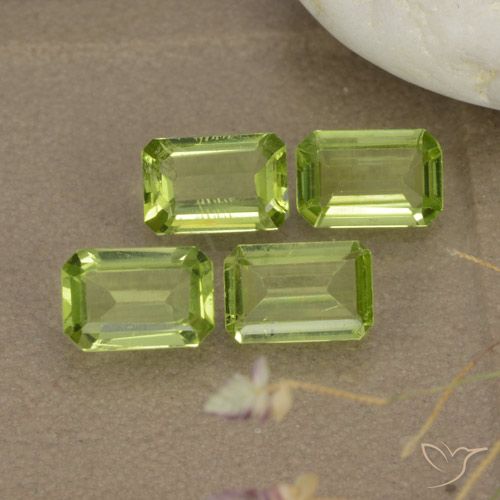 1.98ctw Naturale Verde medio Peridoto, Taglio smeraldo, VVS-VS