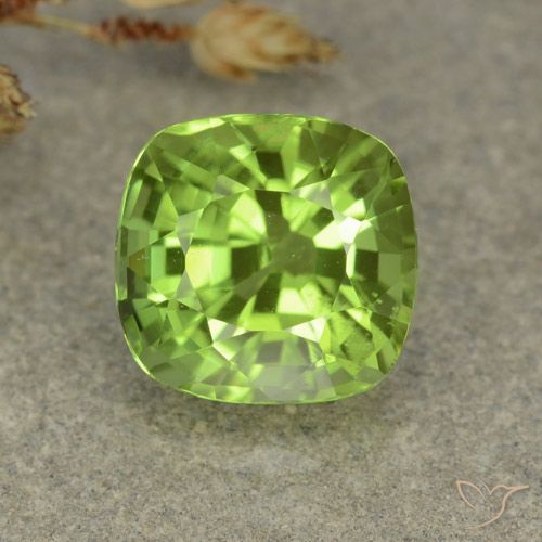 2.40ct Naturale Verde medio Peridoto, Cuscino, VVS-VS