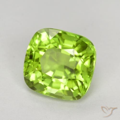 Peridoto Verde medio naturale da 2.35 ct, Cuscino, VS