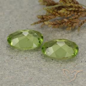 Gemme di Peridoto Verde medio naturale da 2.35 ct, Ovale, VS