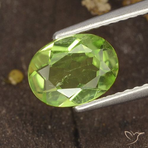 1.16ct Naturale Verde medio Peridoto, Ovale, VS