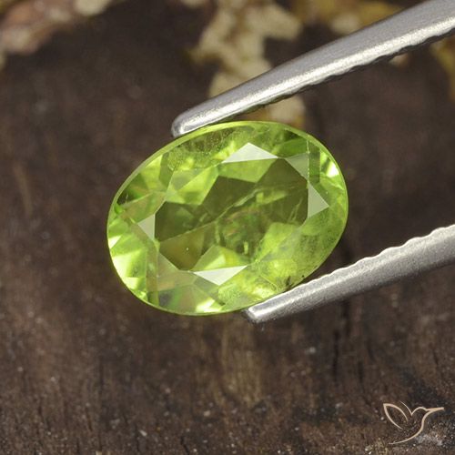 1.38ct Naturale Verde medio Peridoto, Ovale, VS