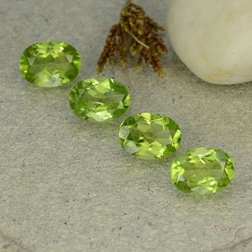 5.43ctw Naturale Verde medio Peridoto, Ovale, VS