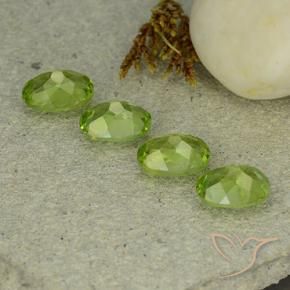 Gemme di Peridoto Verde medio naturale da 5.43 ct, Ovale, VS