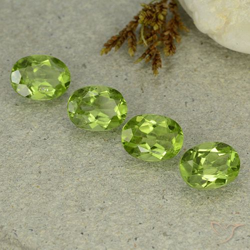 5.53ctw Naturale Verde acceso Peridoto, Ovale, VS