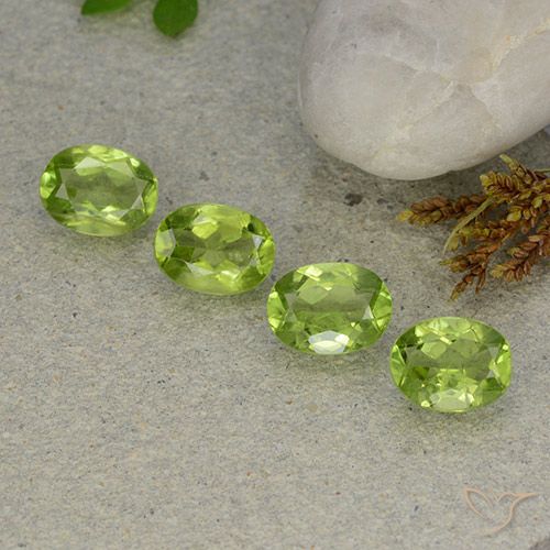 5.53ctw Naturale Verde acceso Peridoto, Ovale, VS