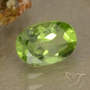 Peridoto Verde acceso naturale da 1.20 ct, Ovale, VS