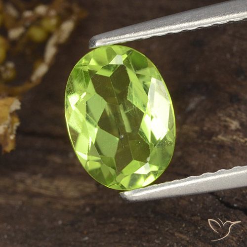 1.20ct Naturale Verde medio-chiaro Peridoto, Ovale, VS