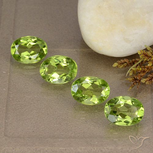 5.26ctw Naturale Verde medio Peridoto, Ovale, VS