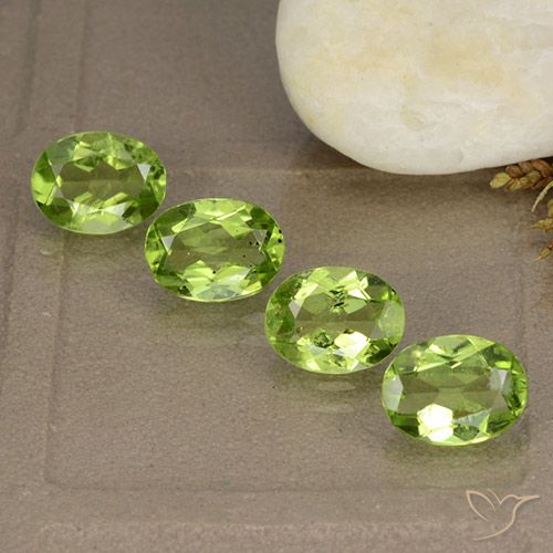 5.07ctw Naturale Verde acceso Peridoto, Ovale, VS