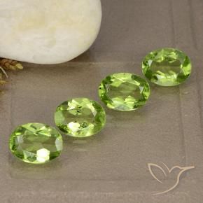 Gemme di Peridoto Verde acceso naturale da 5.07 ct, Ovale, VS