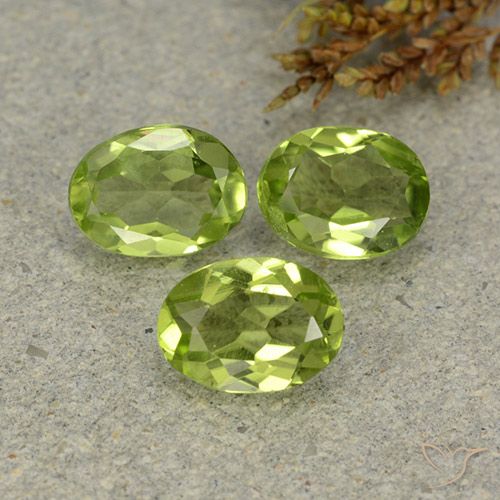 2.91ctw Naturale Verde acceso Peridoto, Ovale, VS